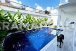 thumbnail-dijual-villa-modern-luxury-2-lantai-taman-pool-balkon-carport-canggu-2