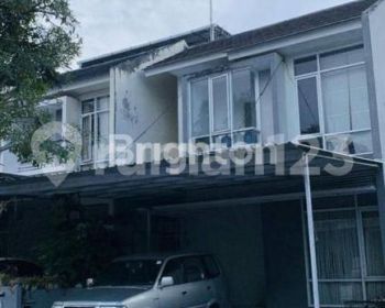 Rumah siap huni 2 lantai  di perumahan Alaya