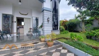 Rumah asri kokoh semi belanda komplek Setiabudi regency bandung