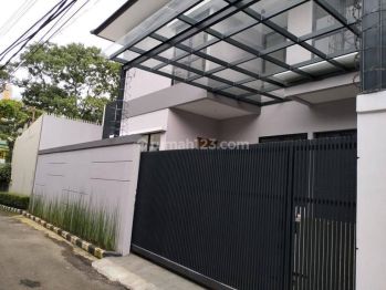 Disewakan Rumah Baru Mewah di Komplek Eksklusif Cipaganti