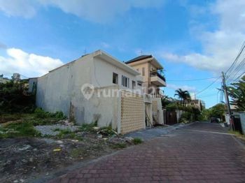 021 OL-Disewakan Rumah di Semer Krobokan