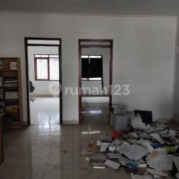 RUKO STRATEGIS MEKARWANGI