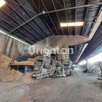 Bangunan Pabrik di Bringkang