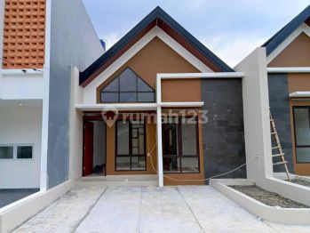 Rumah Cluster dekat Mall Paradise Serpong dan Kampus UNPAM