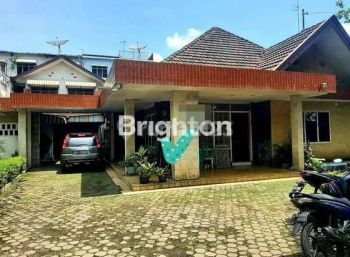 TANAH LUAS BISA BANGUN GEDUNG PERKANTORAN / KOS KOSAN, DI MULTATULI MEDAN KOTA ,