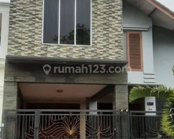 Rumah 2 lantai mewah di Talaga Bestari cluster re dekat tol