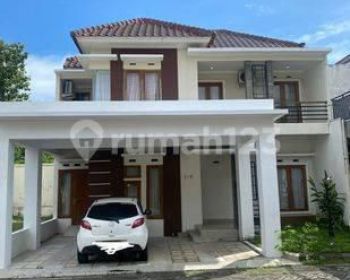 Rumah Siap Huni Dalam Perum 5 Kamar Tidur Furnish Jalan Kaliurang Km 8