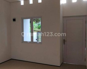 Dijual Rumah Siap Huni Selangkah Tol Desari SHM