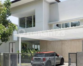 Di jual Rumah Minimalis Modern di Graha Natura
