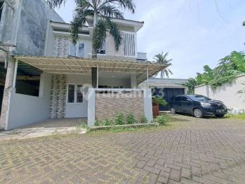 Rumah 2 Lantai Baru di Cilangkap Cipayung Jakarta Timur