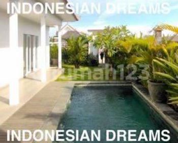 Villa 3 Br Baru Renovasi All White Style Lokasi Persawahan
