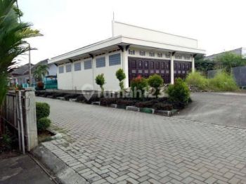 Showroom Mobil motor Jual Cepat Lokasi Cikaret cibinong, Strategis, Pondasi 2