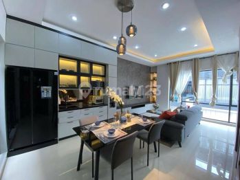 Rumah Baru Keren Banget di Setraduta Setra Duta