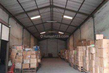 Gudang di Margomulyo Permai, Surabaya