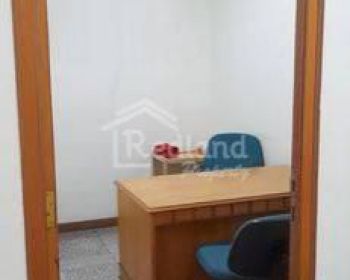 Ruko di Mt Haryono, Semarang Hl Ls 6111s