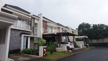 rumah cantik 2Lantai siap huni Kota Wisata