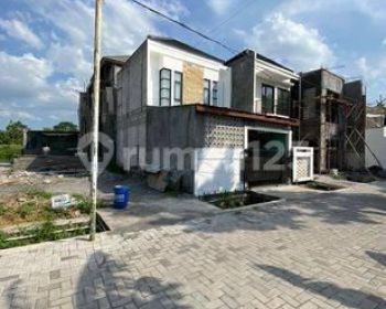 Rumah 2 Lantai dekat Manunggal Jati  Majapahit Pedurungan