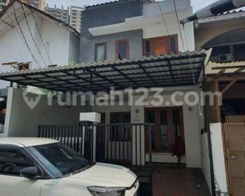 kan Rumah 3 Lantai Pondok Pinang bagus murah