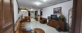 Rumah di Puri Indah Dengan Lokasi Strategis, Jakarta Barat