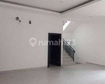 Dijual Cepat Rumah Bangunan Baru Siap Huni , Citra 2 Ext , Jakarta Barat