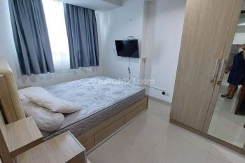 DISEWAKAN APARTMENT TYPE 3 BED FULLY FURNISHED MINIMALIS DIPUSAT KOTA KEMAYORAN
