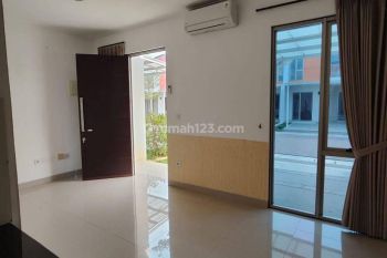 Disewakan Murah Rumah Pik 2 Uk 6x10 2 Kamar Semi Furnish 53jt th