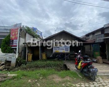 Tanah ada bangunan Jalur Utama