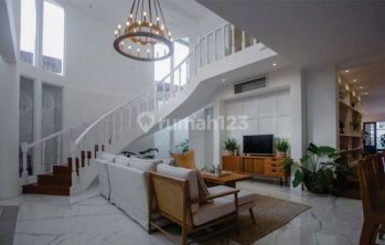 Luxury 4 Bedroom Villa At East Denpasar