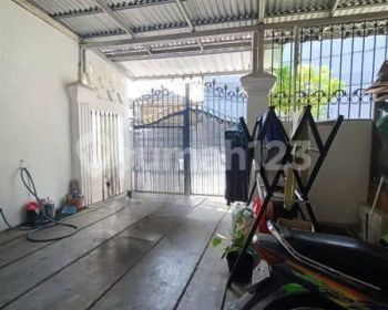 Rumah di Lebak Indah Utara Bagus Selatan SHM