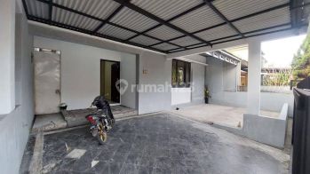 Disewakan Rumah Cantik Siap Huni Di Singgasana Pradana Bandung