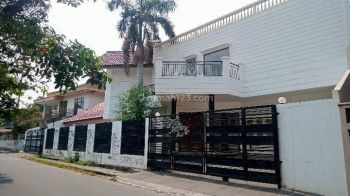 Rumah mewah termurah di kawasan kemang timur V