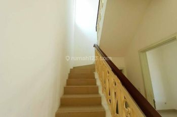Sewa 1 unit rumah cantik minimalis modern dekat aeon mall cakung
