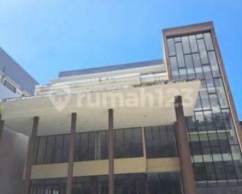 Gedung Baru Siap Pakai 4 Lantai Mainroad Setiabudhi