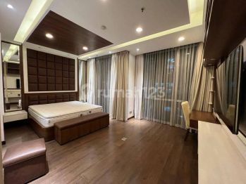 Cosmo Duplex 274 m² 4 Bed 3 Bath Balcony Kemang Village Usd 3000