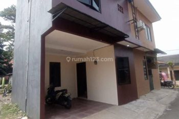 Rumah 2 lantai murah di bintaro