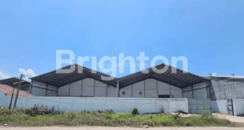 GUDANG SIAP PAKAI AKSES KONTAINER SUDAH DITINGGIKAN BUMI MASPION ROMOKALISARI