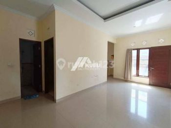 Kbp1256 Simple Clean And Bright House In A Quiet Area .