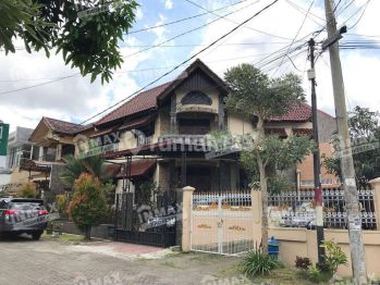 Rumah Modern Griya Santha Suhat Kota Malang