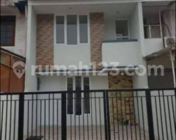 Di jual ruko 2 lantai strategis dekat dengan pusat Mall KP gading