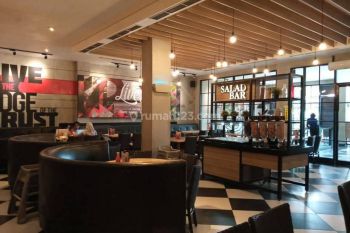 Gedung Strategis di Jl Terusan Jakarta Cocok Untuk Usaha Kantor