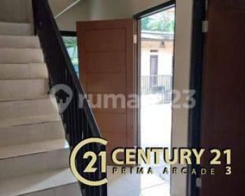 Rumah Di Dekat Jl Elang Sektor 9 4986