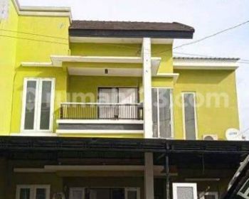 Disewakan rumah berperabot tengah kota