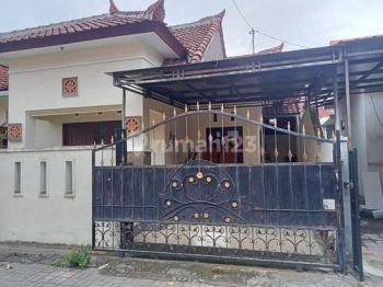 Rumah sewa one gate Tukad Badung Renon Denpasar Bali