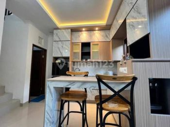 Rumah Modern Minimalis dekat area Renon