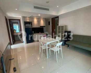 Apartemen U residence 2 Kamar Tidur Bagus Furnished