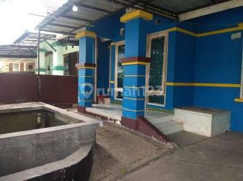 Rumah Sudah Renovasi Unfurnished SHM di Paradise Serpong City, Pamulang. Dengan