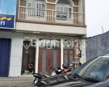 RUKO 3 LANTAI DI JAGAKARSA