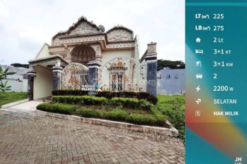 Rumah Fully Furnished Desain Artistik, Terawat & Siap Huni di Puri Palma Araya,