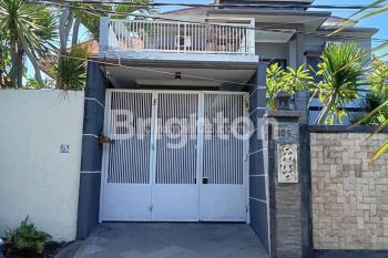 Villa Lokasi Strategis dan cantik  di Dewi Sri Legian Badung