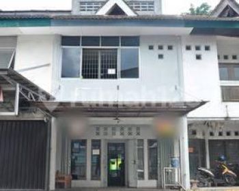 RUKO DEKAT PASAR MODERN BSD LOKASI STRATEGIS MURAH